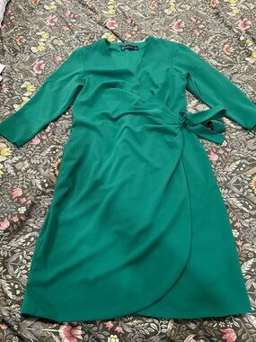 New York & Company Emerald Green Wrap Midi Dress